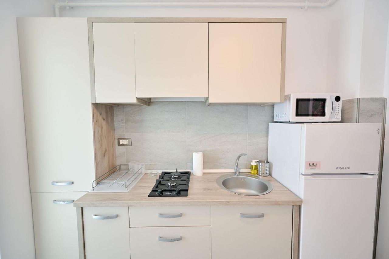 Beachfront 1BR apartment Alezzi Resort Spa n Pools Mamaia Exterior foto